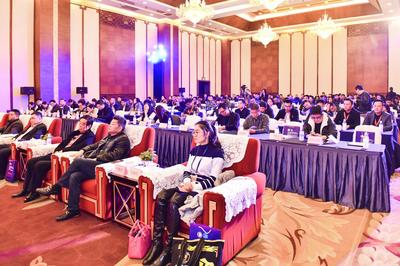 攜手并進(jìn)，共筑未來——成都展覽工廠專業(yè)委員會成立暨百家工廠誠信宣誓大會圓滿舉行